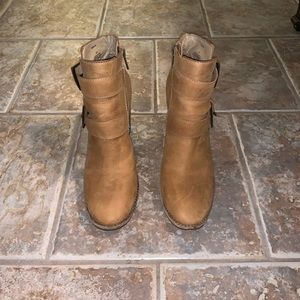 Steve Madden Heeled Leather Boots